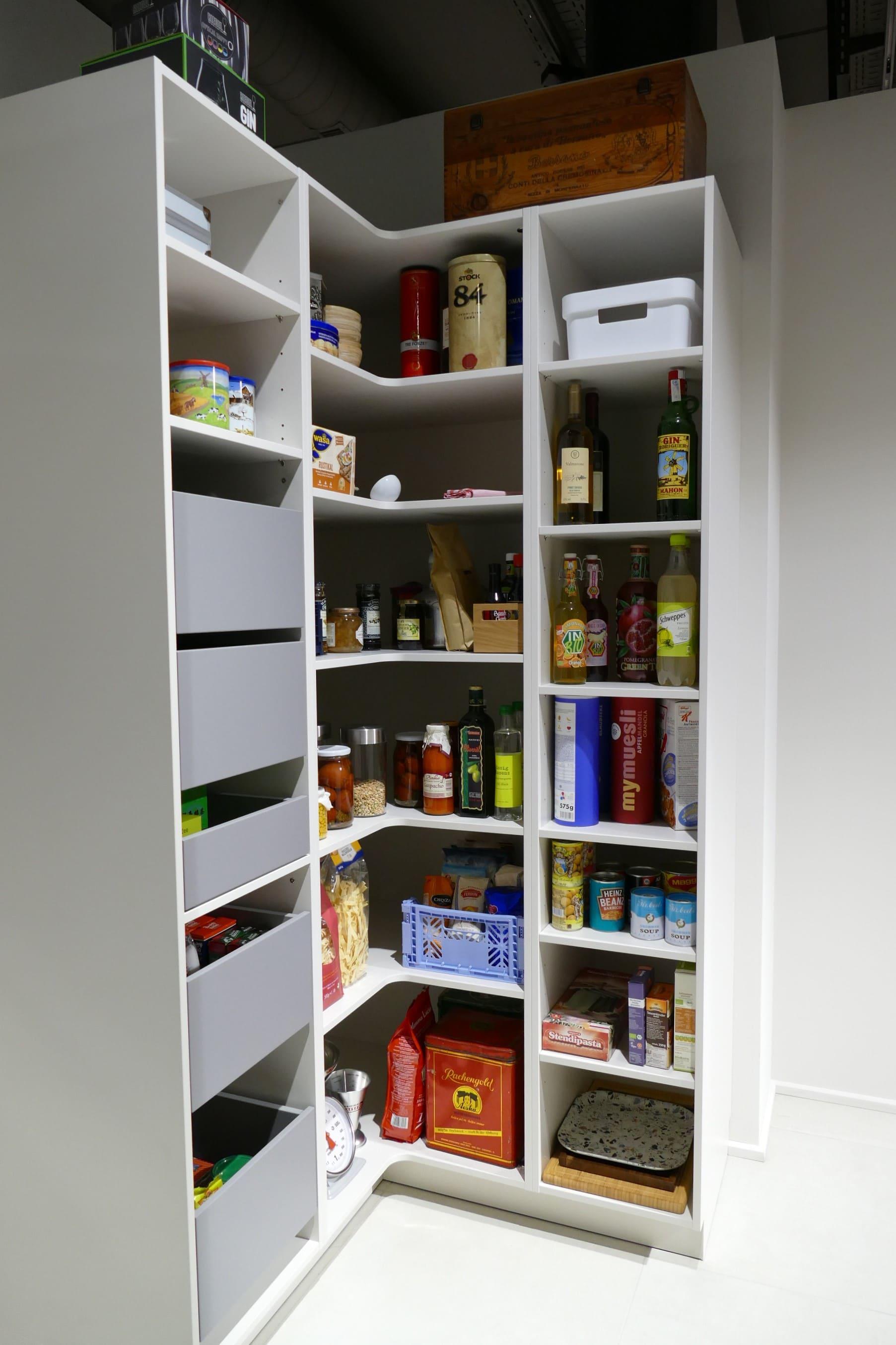 Eckhochschrank für Speisekammer.jpg